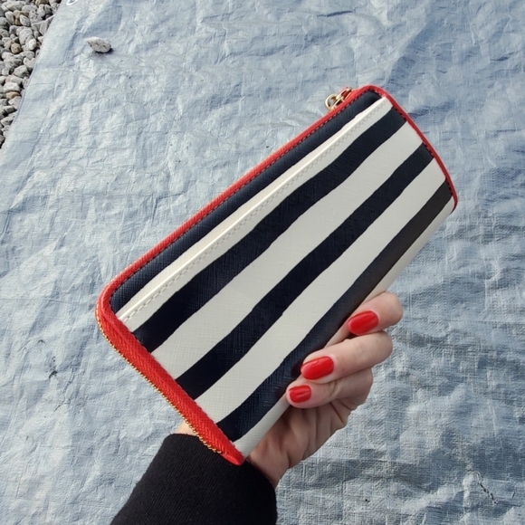 Kate spade wallet - Picture 2 of 7